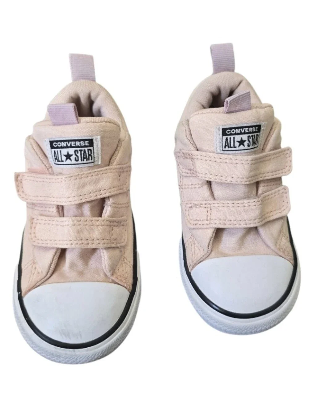 Chuck Taylor All Star Easy On Butterfly Low Tops Size 9 Toddlers In EUC